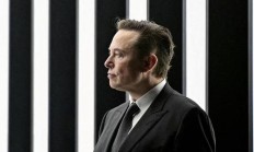 马斯克：如果1万亿美元薪酬方案不通过，他将考虑离职！