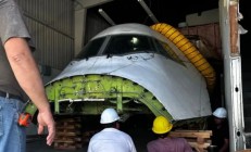 豪横：飞行模拟爱好者买下波音 747 飞机真座舱，改成游戏控制器